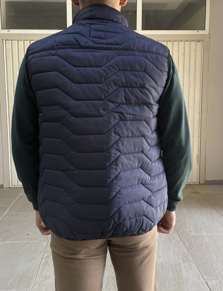 Ανδρικό μπλε καπιτονέ αμάνικο μπουφάν BC24911 φωτογραφία